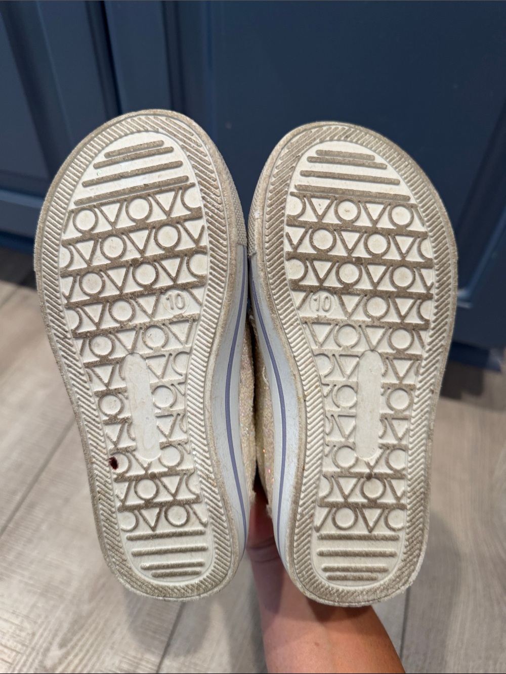 White Glitter Velcro Closure Sneakers- Girls Size 10 - Picture 5 of 6